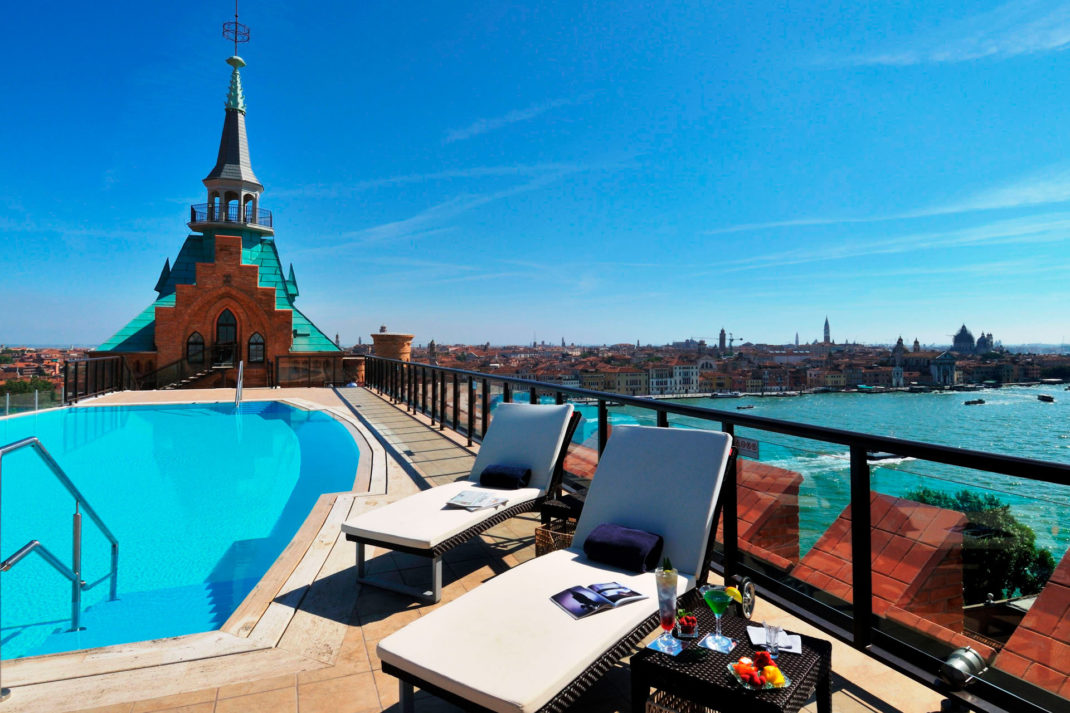 Hotel Review Hilton Molino Stucky Venice Travel