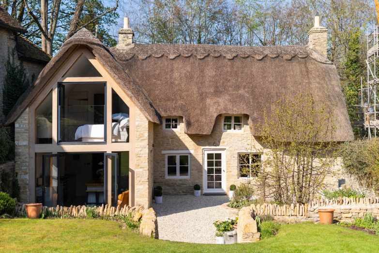 The Best Thatched Cottages on the Market Right Now