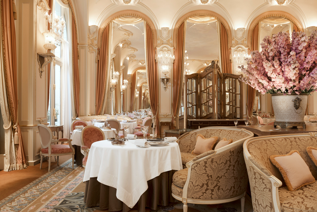 45 Best Hotels in Paris, From Le Bristol to Hôtel Lutetia