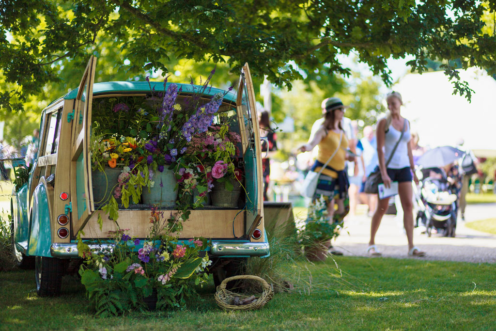 Woburn Abbey Garden Show - Country and Town House