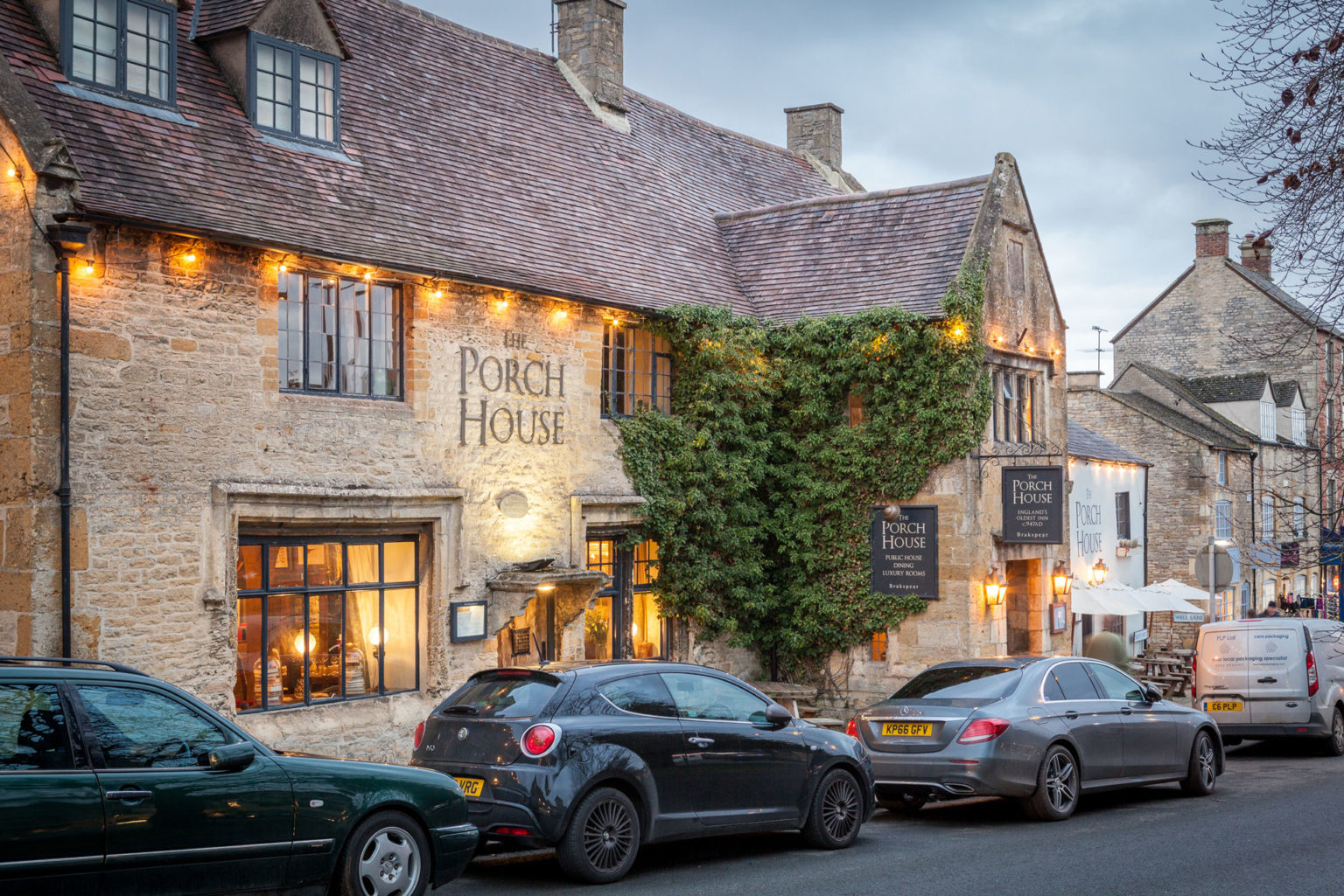 the porch house cotswolds        
        <figure class=