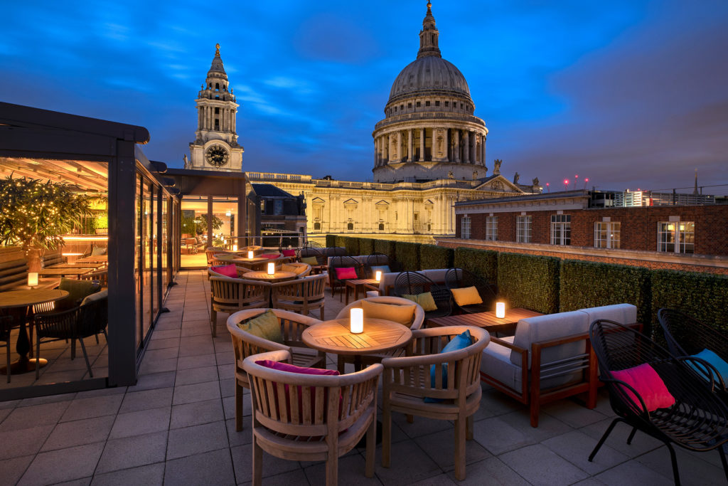 7 Rooftop Restaurants near Victoria London