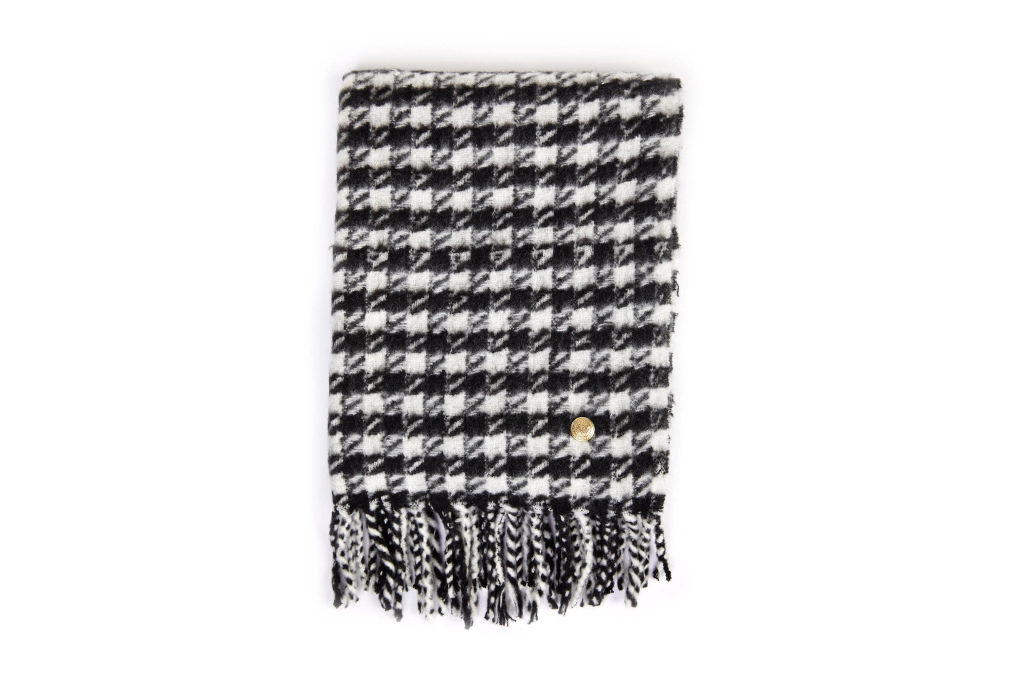 10 designer scarves that you should invest in this winter Bc heat