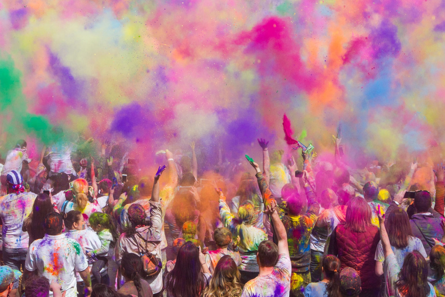 celebrate holi in london