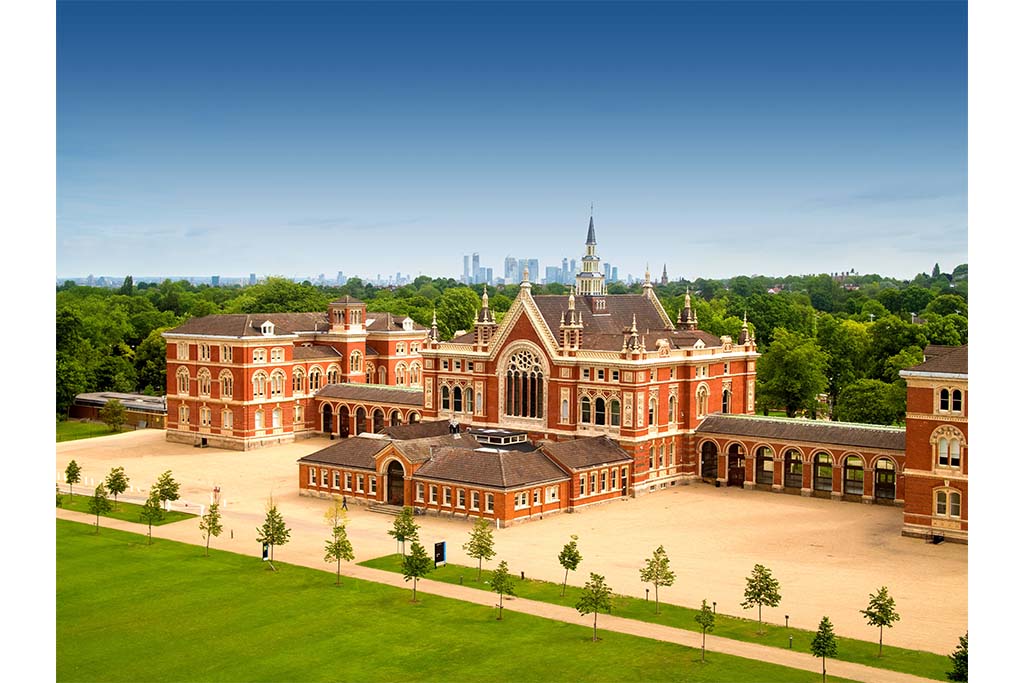 Dulwich College Country And Town House