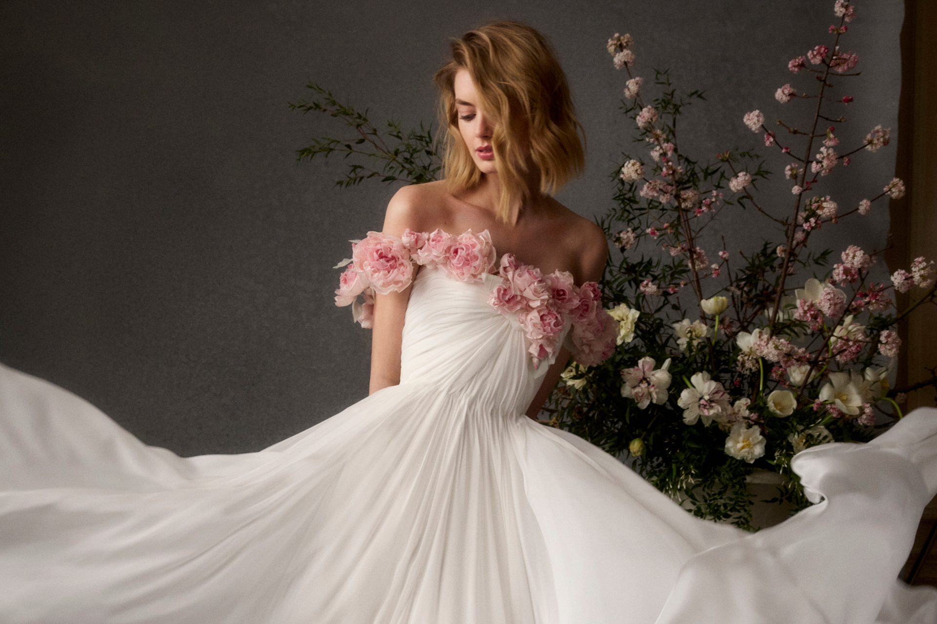 Elegan Evening Dinner Dress Bridal Wedding gown, Women's Fashion
