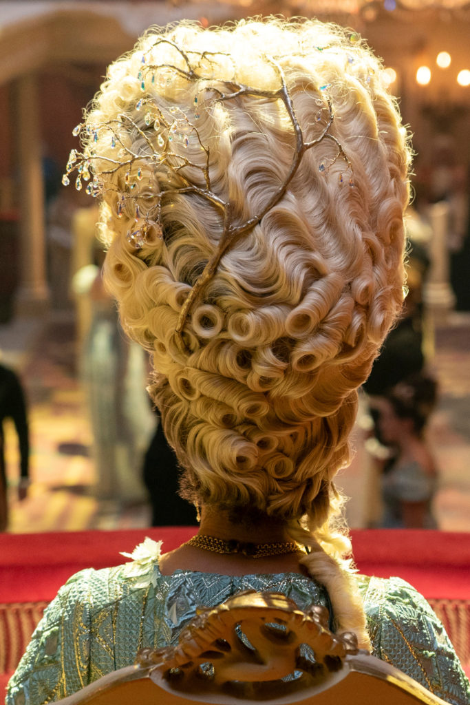 Queen Charlotte wearing wig in Bridgerton season 3