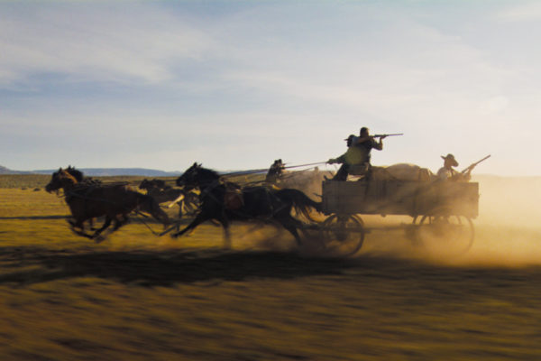 Speed Western carriage with horses