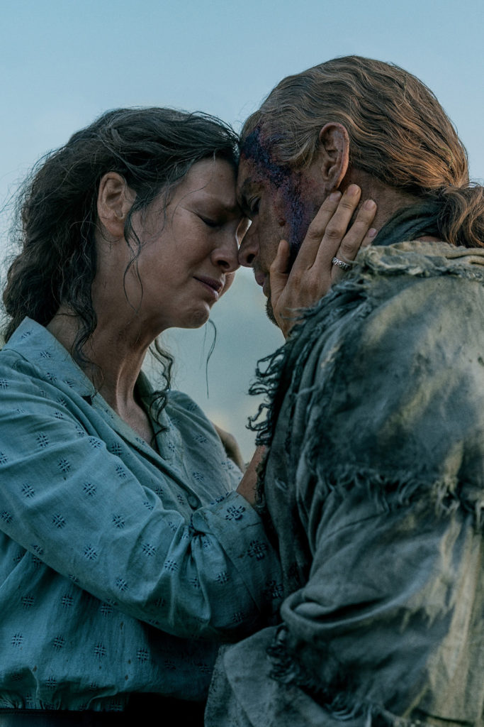 Caitríona Balfe (“Claire Fraser”) and Sam Heughan (“Jamie Fraser”) in Outlander Season 7