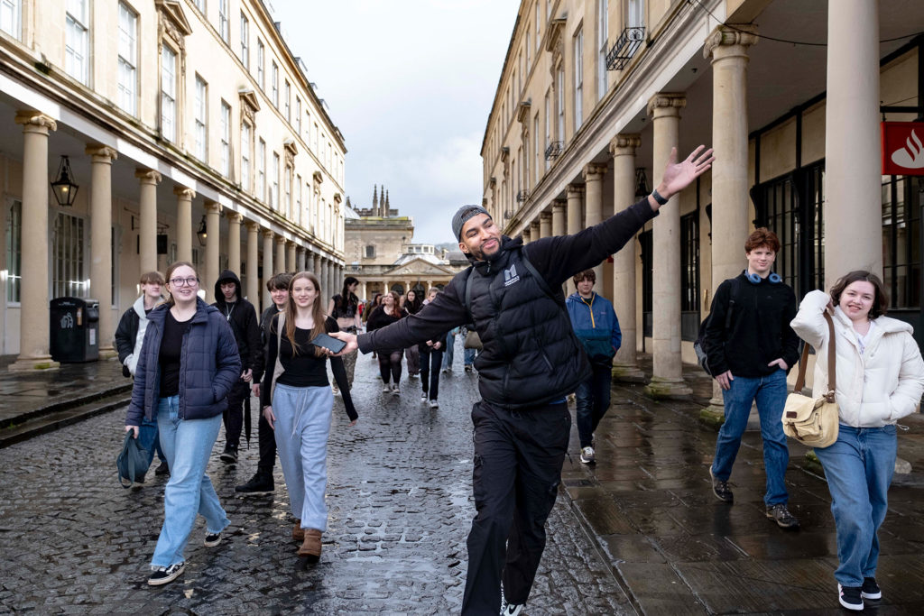 Minerva students walk through Bath