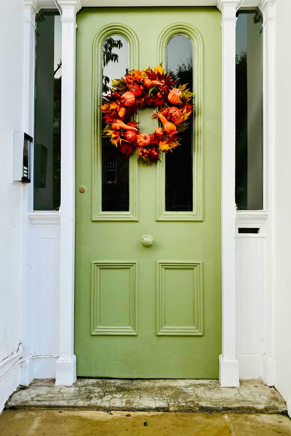 This Is How To Make The Perfect Autumn Wreath