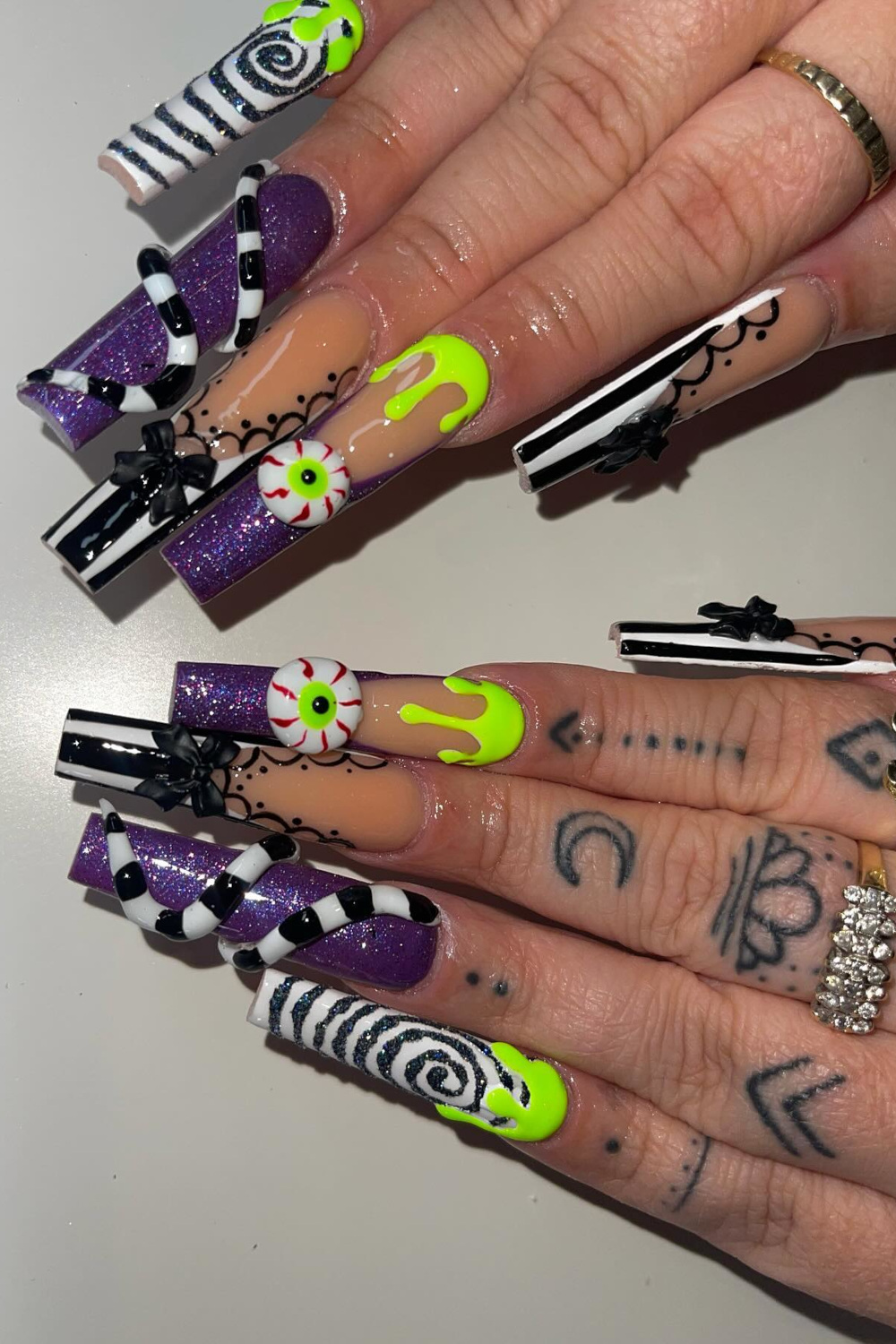 Beetlejuice Nails Are Our Halloween Beauty Go-To