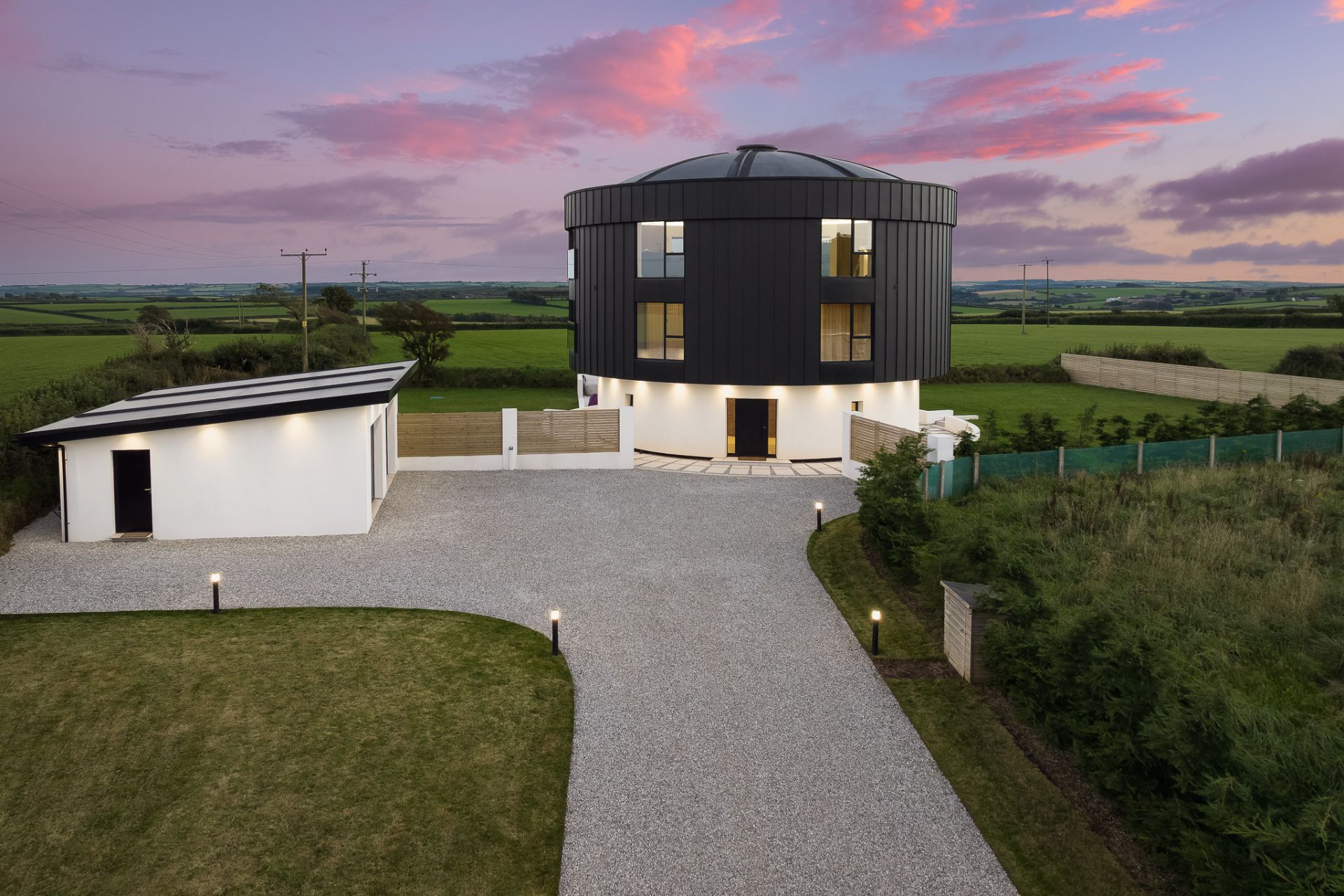 A Water Tower Conversion From Grand Designs Has Just Hit The Market