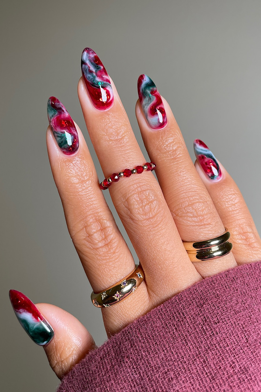 Christmas Has Come Early, Thanks To The Candy Cane Nails Trend