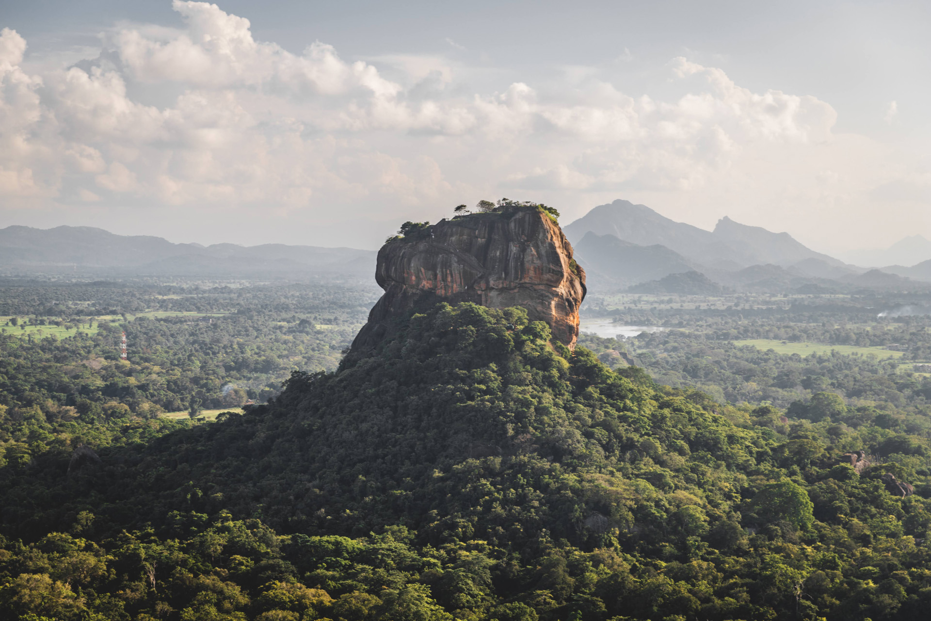 How To Explore Sri Lanka In A Week