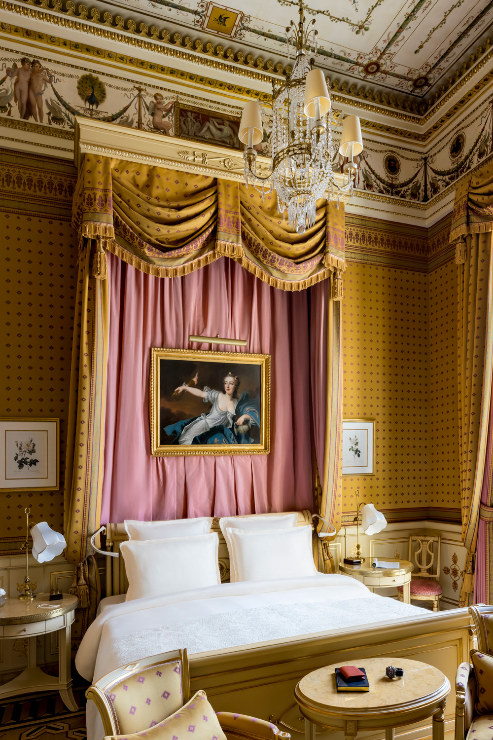 What’s It Really Like To Stay At The Ritz Paris?