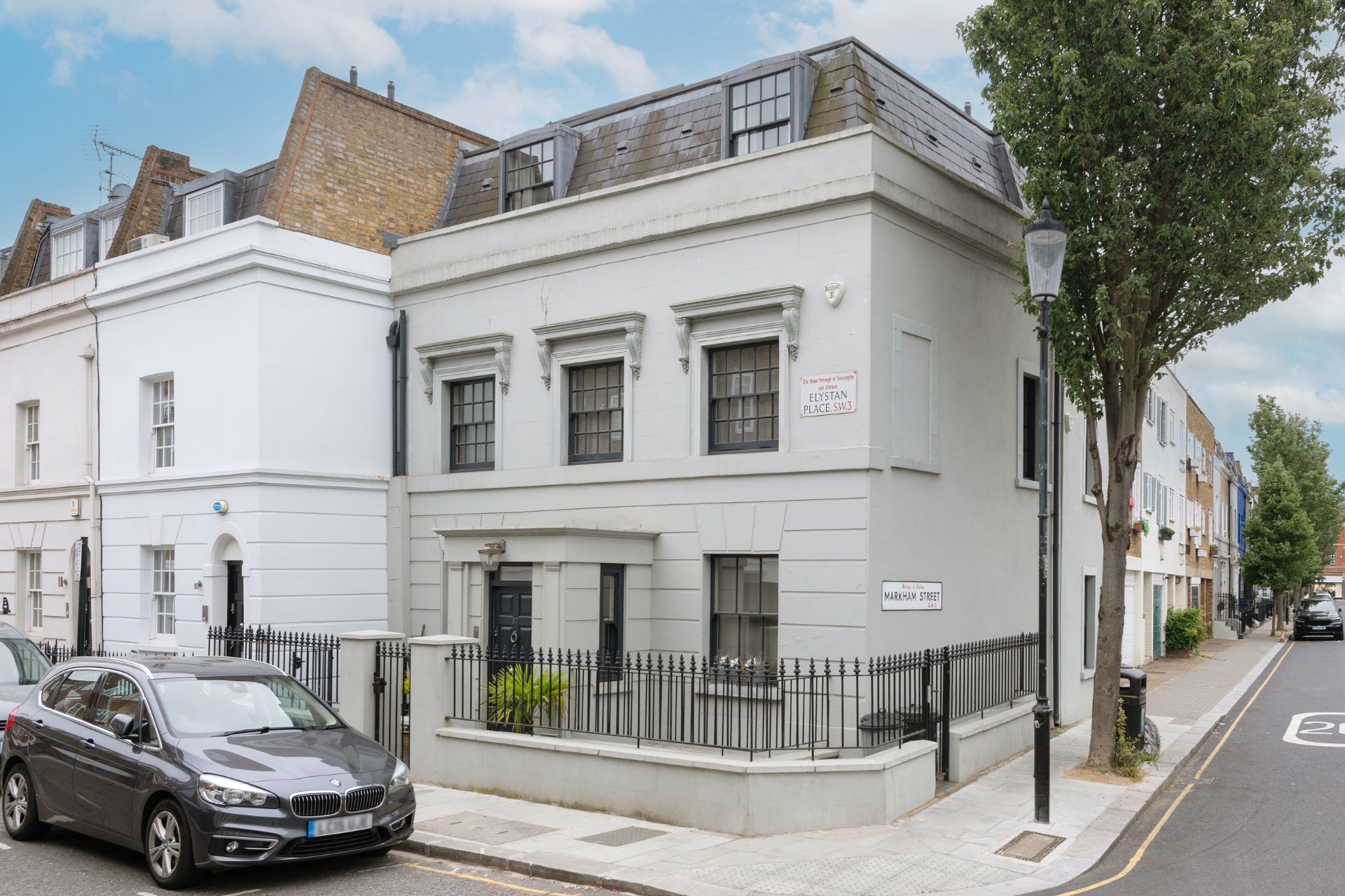 Inside A Historic Farmhouse… In The Middle Of Chelsea